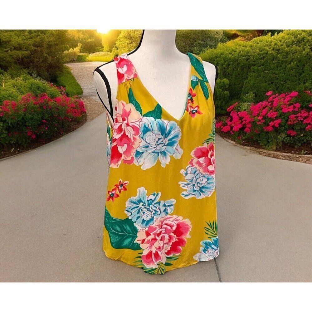 Old Navy Womens Floral Tank Size M Multicolored Lightweight Keyhole Back